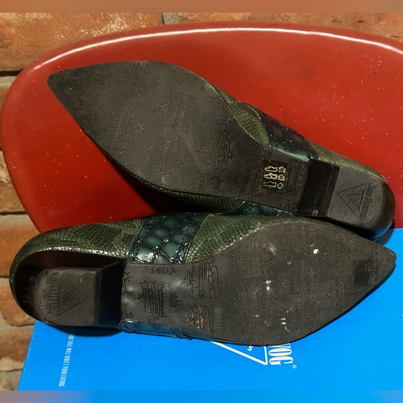 Fluevog Pilgrim Green Snakeskin - Picture 3 of 5